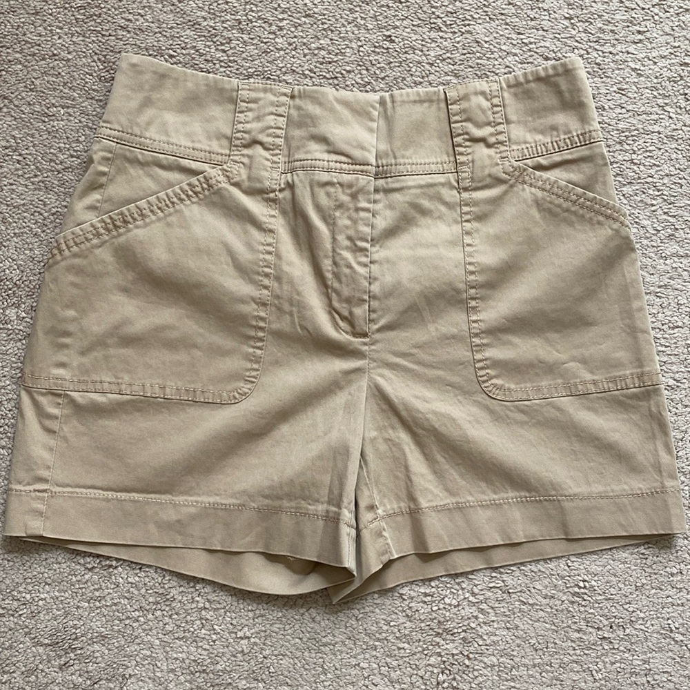 WHITE HOUSE BLACK MARKET SHORTS